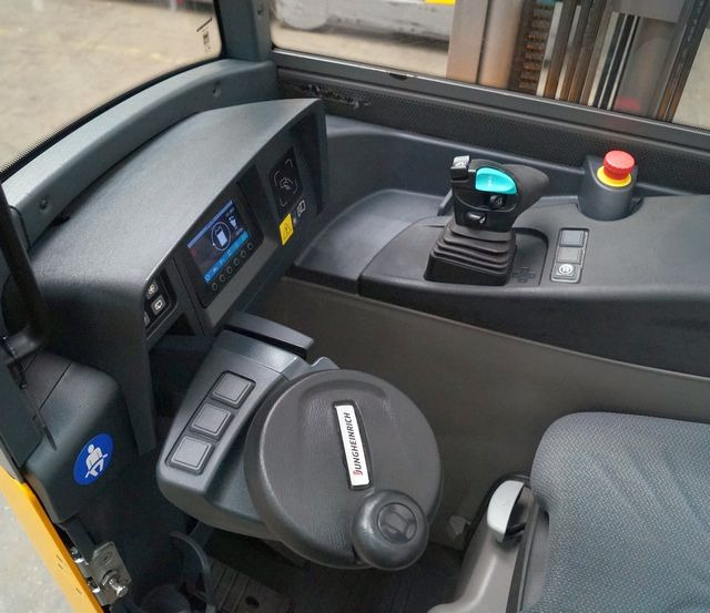 Jungheinrich ETV214 - Schubmaststapler: das Bild 5 Jungheinrich ETV214 - Schubmaststapler: das Bild 5