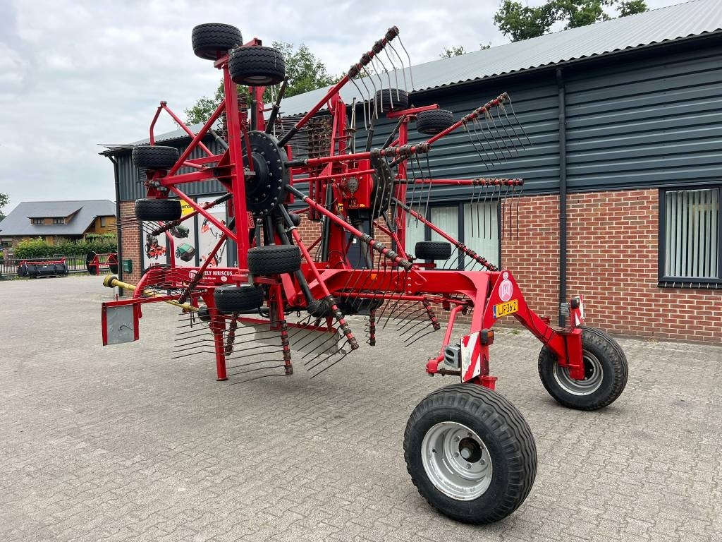 Lely Hibiscus 915 CD Vario - Heuwender/ Wenderechen: das Bild 3 Lely Hibiscus 915 CD Vario - Heuwender/ Wenderechen: das Bild 3