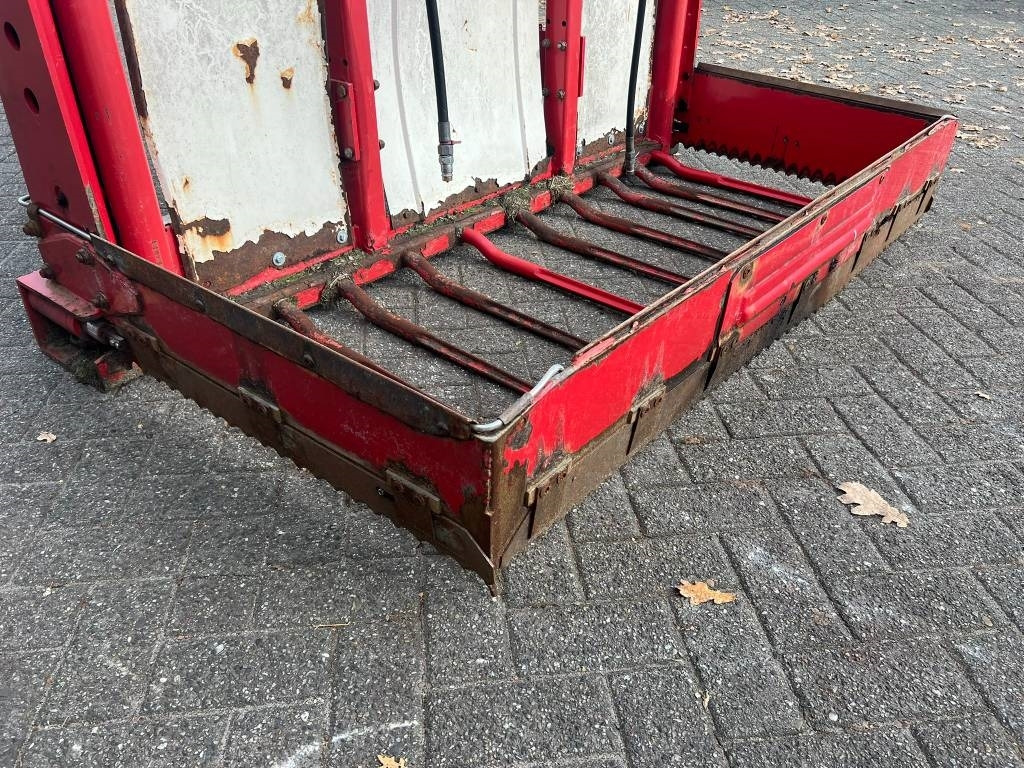 Trioliet TU 170 kuilvoersnijder - Fütterungstechnik: das Bild 5 Trioliet TU 170 kuilvoersnijder - Fütterungstechnik: das Bild 5