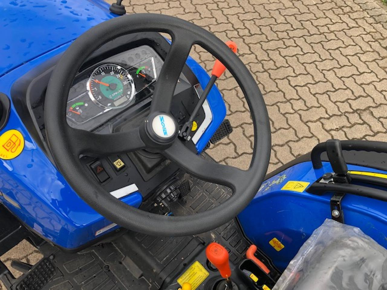 Solis 26 6+2 - Traktor: das Bild 5 Solis 26 6+2 - Traktor: das Bild 5
