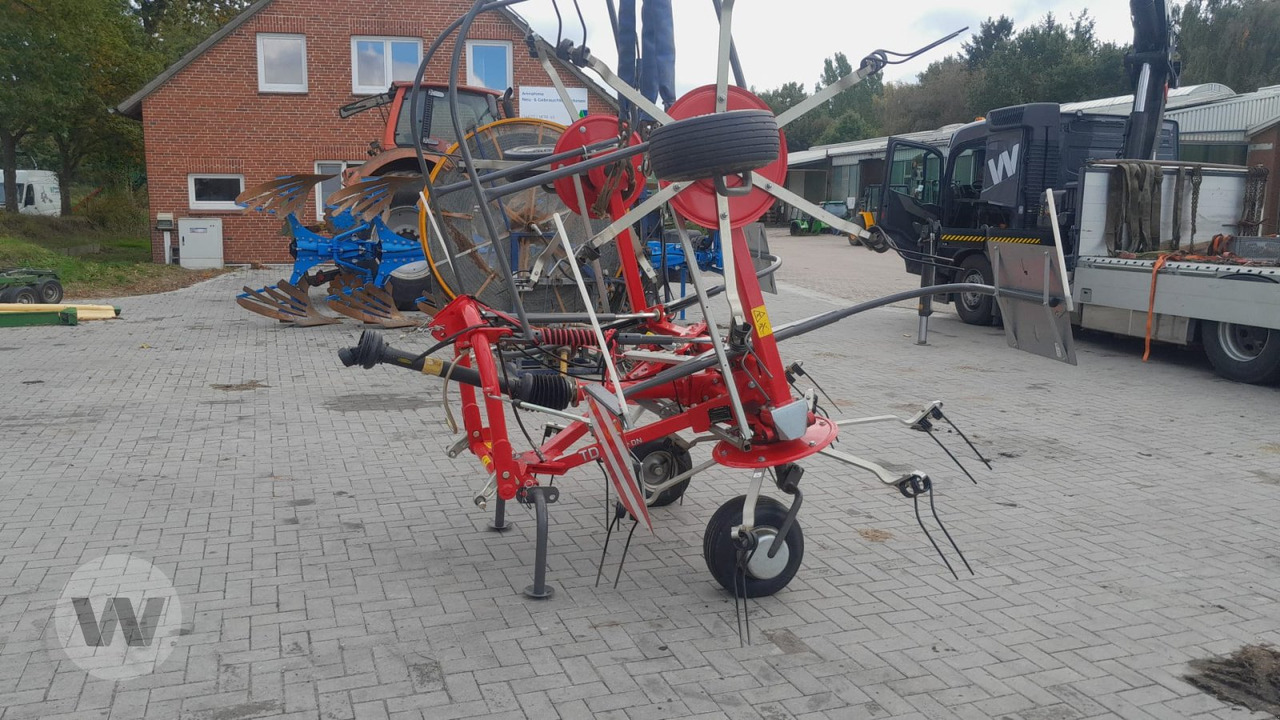 Massey Ferguson TD 524 DN - Heuwender/ Wenderechen: das Bild 5 Massey Ferguson TD 524 DN - Heuwender/ Wenderechen: das Bild 5