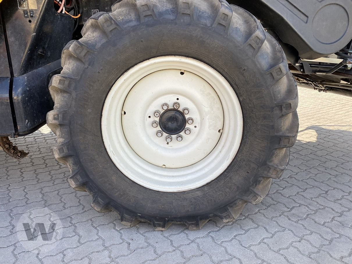 New Holland CR 9090 - Mähdrescher: das Bild 5 New Holland CR 9090 - Mähdrescher: das Bild 5