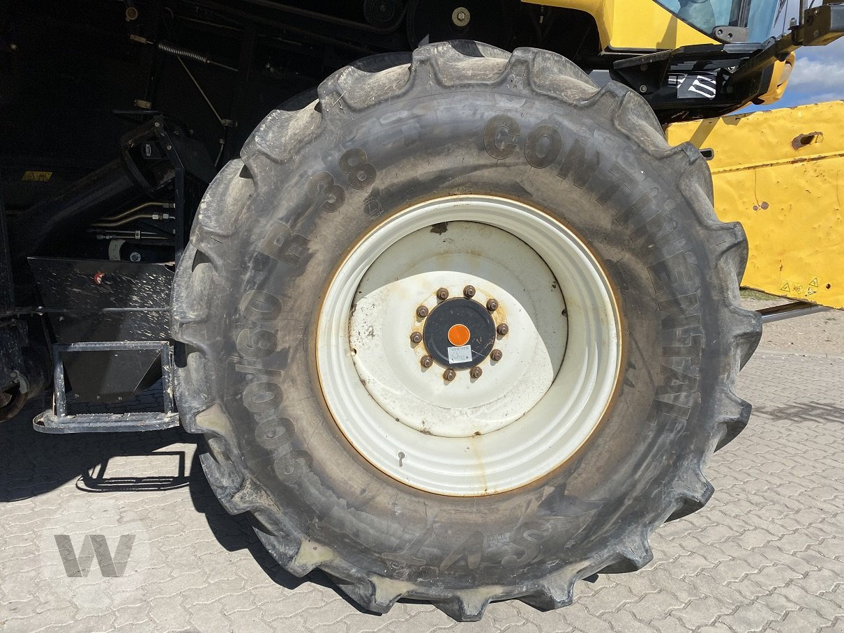 New Holland CR 9090 - Mähdrescher: das Bild 3 New Holland CR 9090 - Mähdrescher: das Bild 3