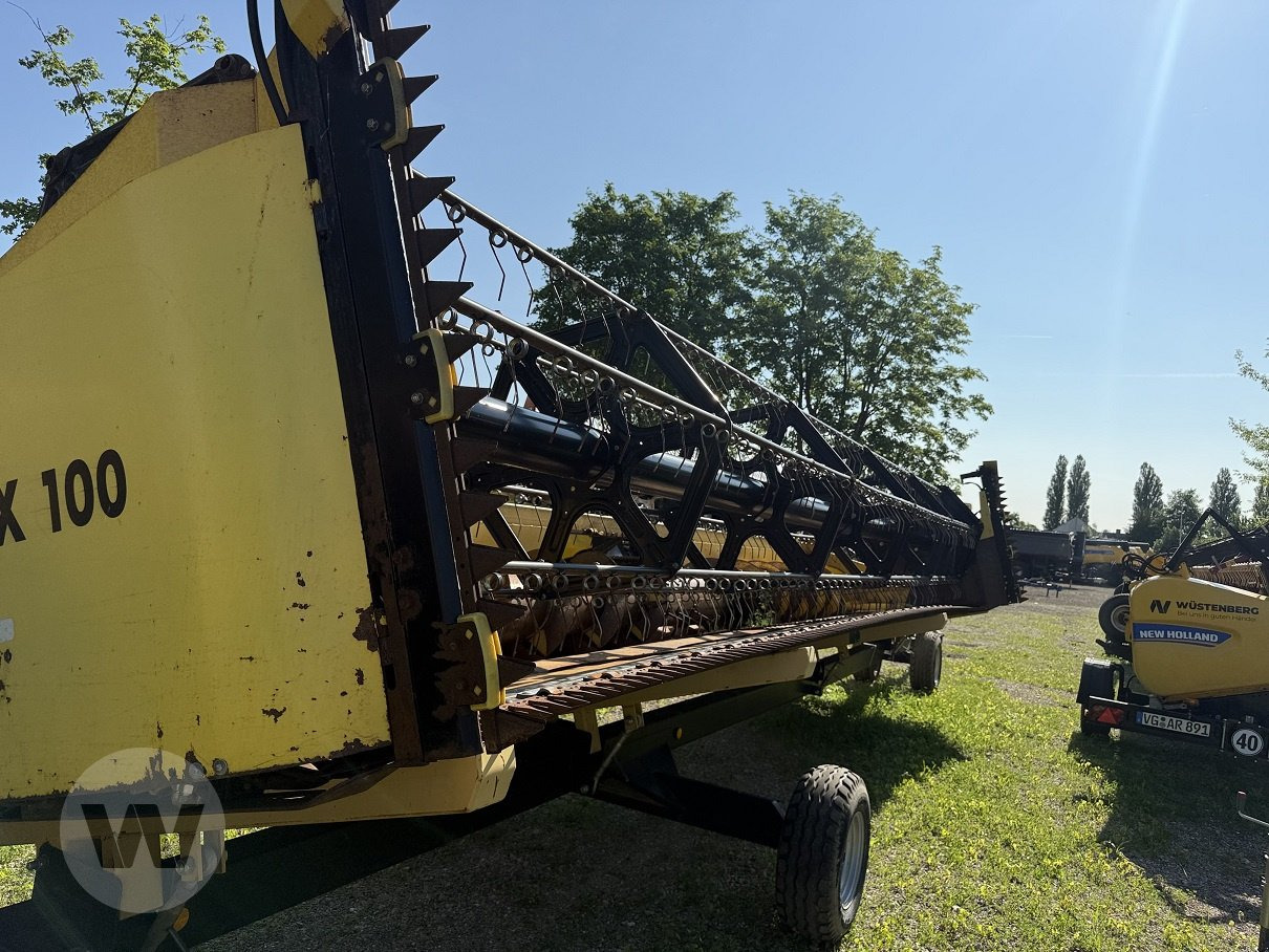 New Holland CX 8090 - Mähdrescher: das Bild 4 New Holland CX 8090 - Mähdrescher: das Bild 4