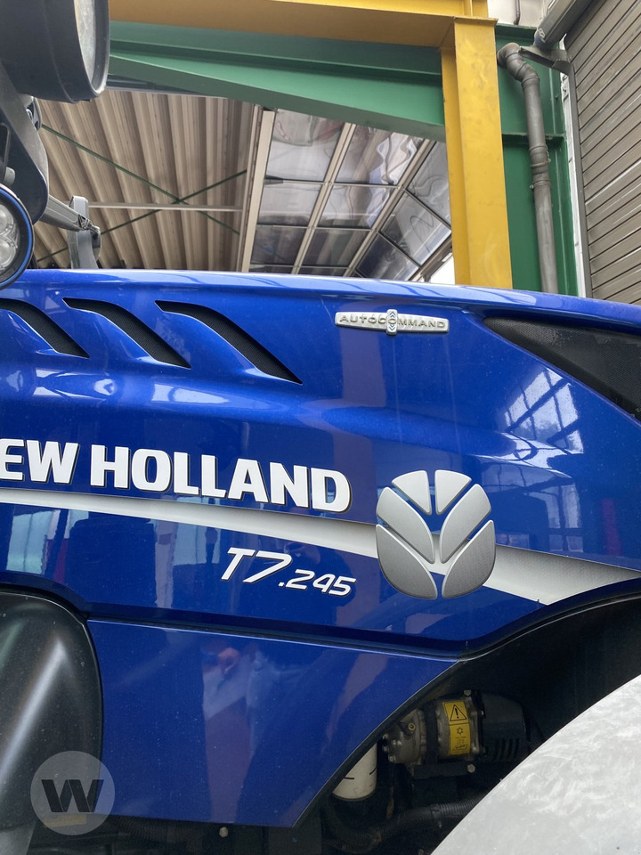 New Holland T 7.245 - Traktor: das Bild 2 New Holland T 7.245 - Traktor: das Bild 2