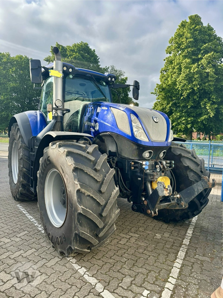 New Holland T 7.270 AC - Traktor: das Bild 2 New Holland T 7.270 AC - Traktor: das Bild 2