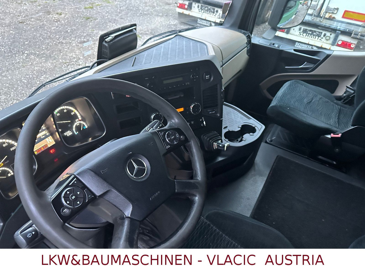 Mercedes-Benz Actros 1840 ADR - Sattelzugmaschine: das Bild 4 Mercedes-Benz Actros 1840 ADR - Sattelzugmaschine: das Bild 4