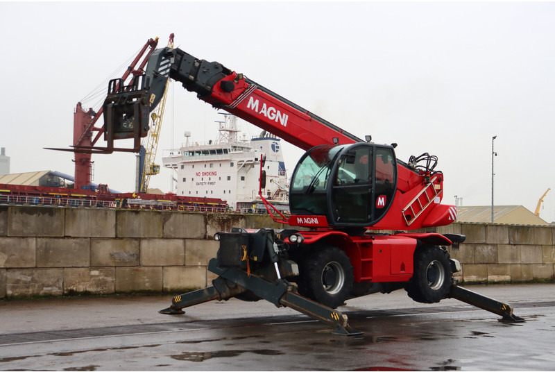 MAGNI RTH5.25S - Teleskoplader: das Bild 4 MAGNI RTH5.25S - Teleskoplader: das Bild 4