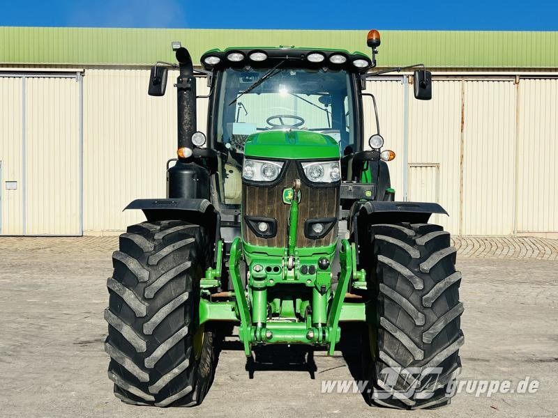 John Deere 6195R - Traktor: das Bild 3 John Deere 6195R - Traktor: das Bild 3