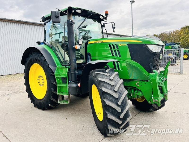 John Deere 6210R - Traktor: das Bild 2 John Deere 6210R - Traktor: das Bild 2