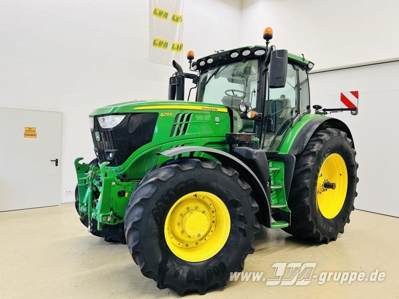 John Deere 6215R - Traktor: das Bild 1 John Deere 6215R - Traktor: das Bild 1