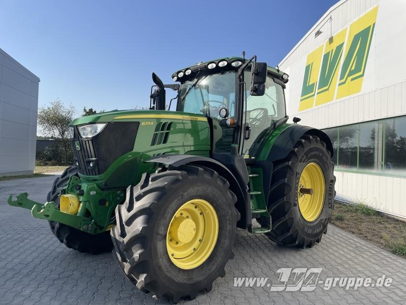 John Deere 6215R - Traktor: das Bild 2 John Deere 6215R - Traktor: das Bild 2