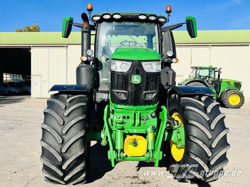 John Deere 6R 250 - Traktor: das Bild 3 John Deere 6R 250 - Traktor: das Bild 3