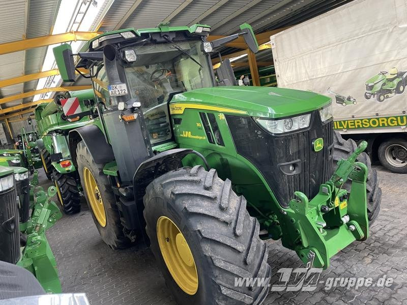 John Deere 7R 310 - Traktor: das Bild 2 John Deere 7R 310 - Traktor: das Bild 2