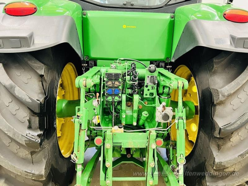 John Deere 8320R - Traktor: das Bild 5 John Deere 8320R - Traktor: das Bild 5