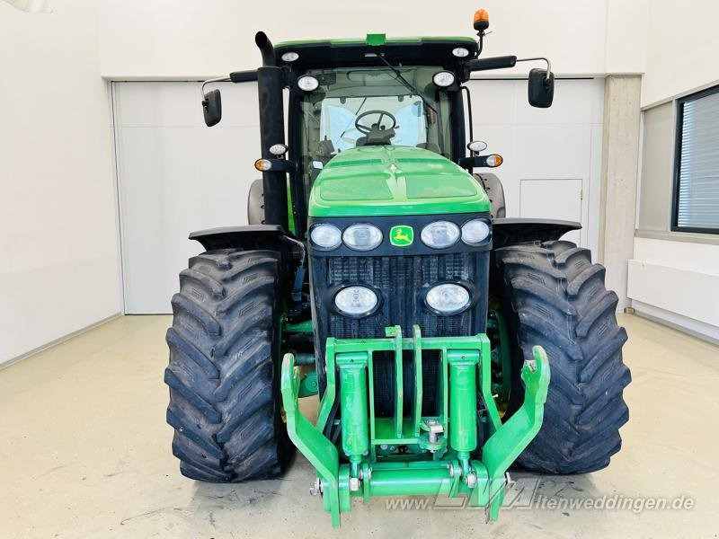 John Deere 8320R - Traktor: das Bild 3 John Deere 8320R - Traktor: das Bild 3