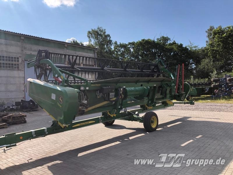 John Deere T550 - Mähdrescher: das Bild 5 John Deere T550 - Mähdrescher: das Bild 5