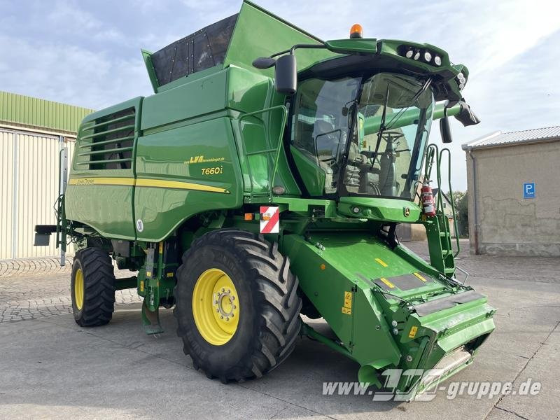 John Deere T660i - Mähdrescher: das Bild 2 John Deere T660i - Mähdrescher: das Bild 2