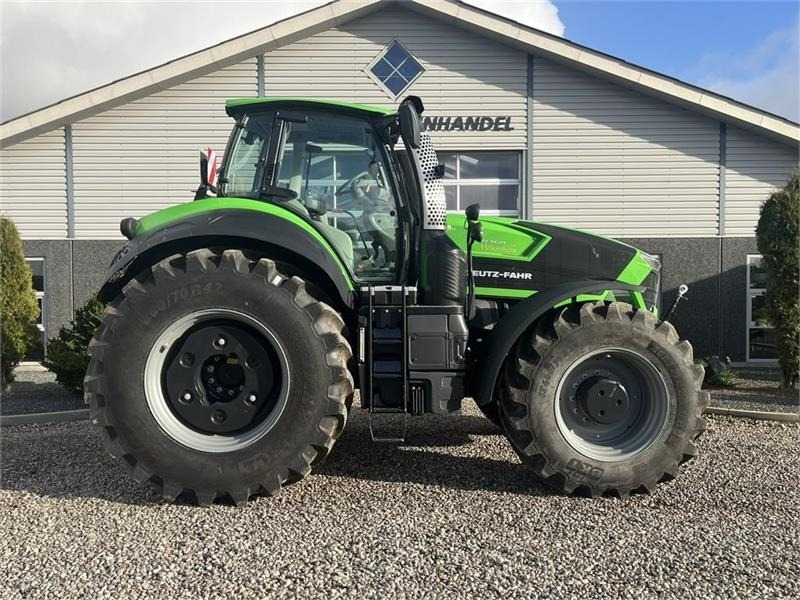 Deutz-fahr 9340 TTV WARRIOR, New and unused tractor - Traktor: das Bild 2 Deutz-fahr 9340 TTV WARRIOR, New and unused tractor - Traktor: das Bild 2