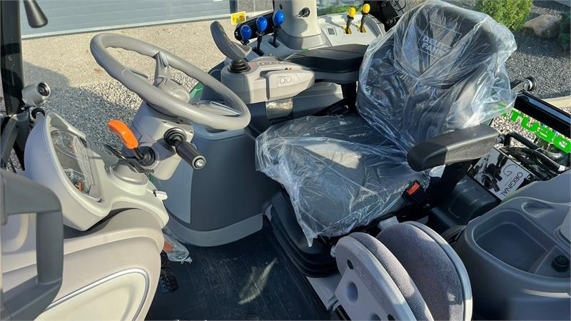 Deutz-fahr Agrotron 6205G New and Unused tractor - Traktor: das Bild 3 Deutz-fahr Agrotron 6205G New and Unused tractor - Traktor: das Bild 3