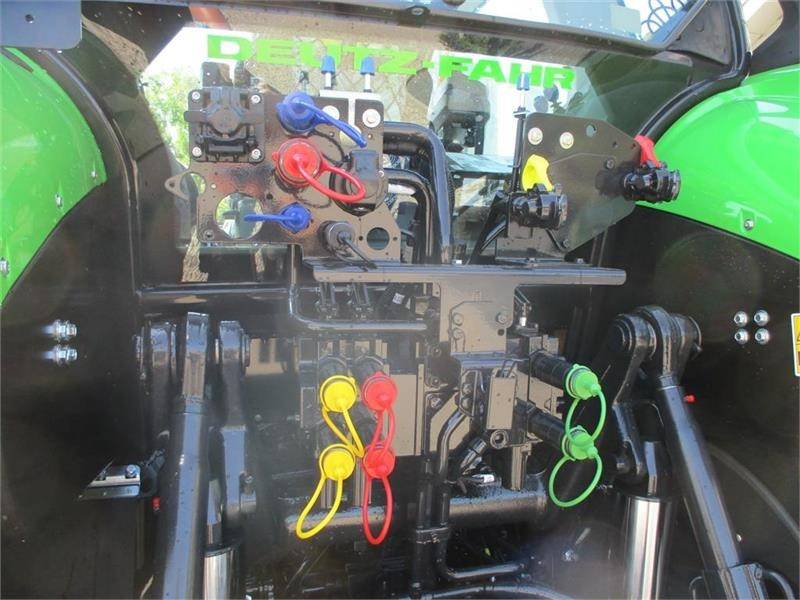 Traktor Deutz-fahr Agrotron 6205G New and Unused tractor: das Bild 6 Traktor Deutz-fahr Agrotron 6205G New and Unused tractor: das Bild 6