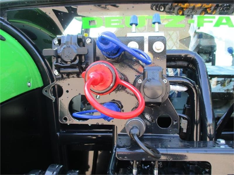 Traktor Deutz-fahr Agrotron 6205G New and Unused tractor: das Bild 7 Traktor Deutz-fahr Agrotron 6205G New and Unused tractor: das Bild 7