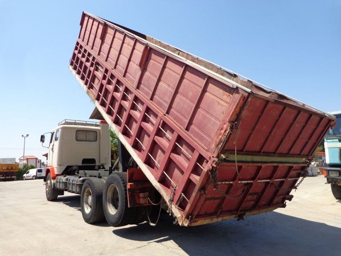 Volvo F 89 VOLVO F89 (6X2) KIPPER - Kipper: das Bild 4 Volvo F 89 VOLVO F89 (6X2) KIPPER - Kipper: das Bild 4