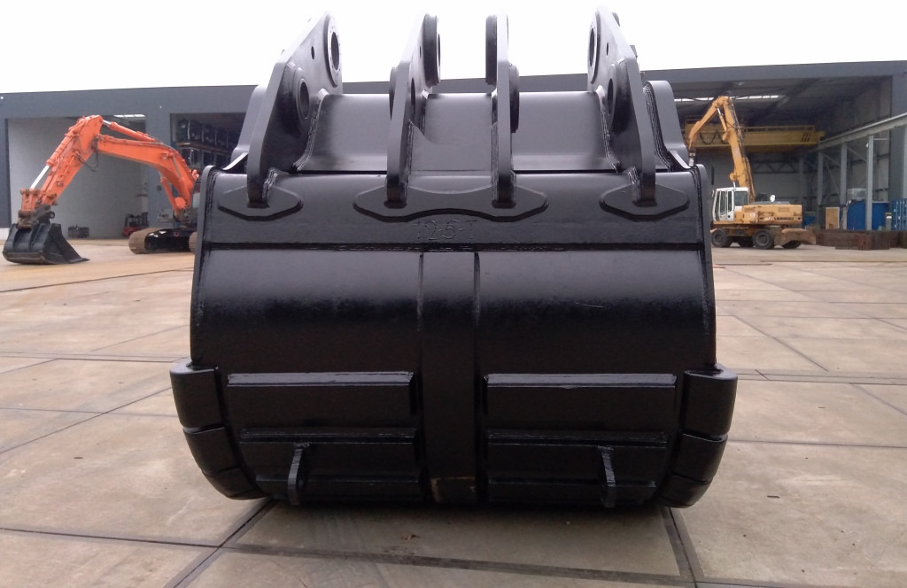 Hitachi EX2500-5 - - - Baggerschaufel: das Bild 3 Hitachi EX2500-5 - - - Baggerschaufel: das Bild 3