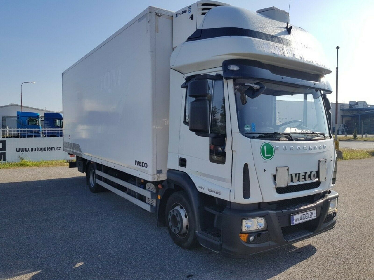 Iveco EUROCARGO ML 120E25 - Kühlkoffer LKW: das Bild 2 Iveco EUROCARGO ML 120E25 - Kühlkoffer LKW: das Bild 2