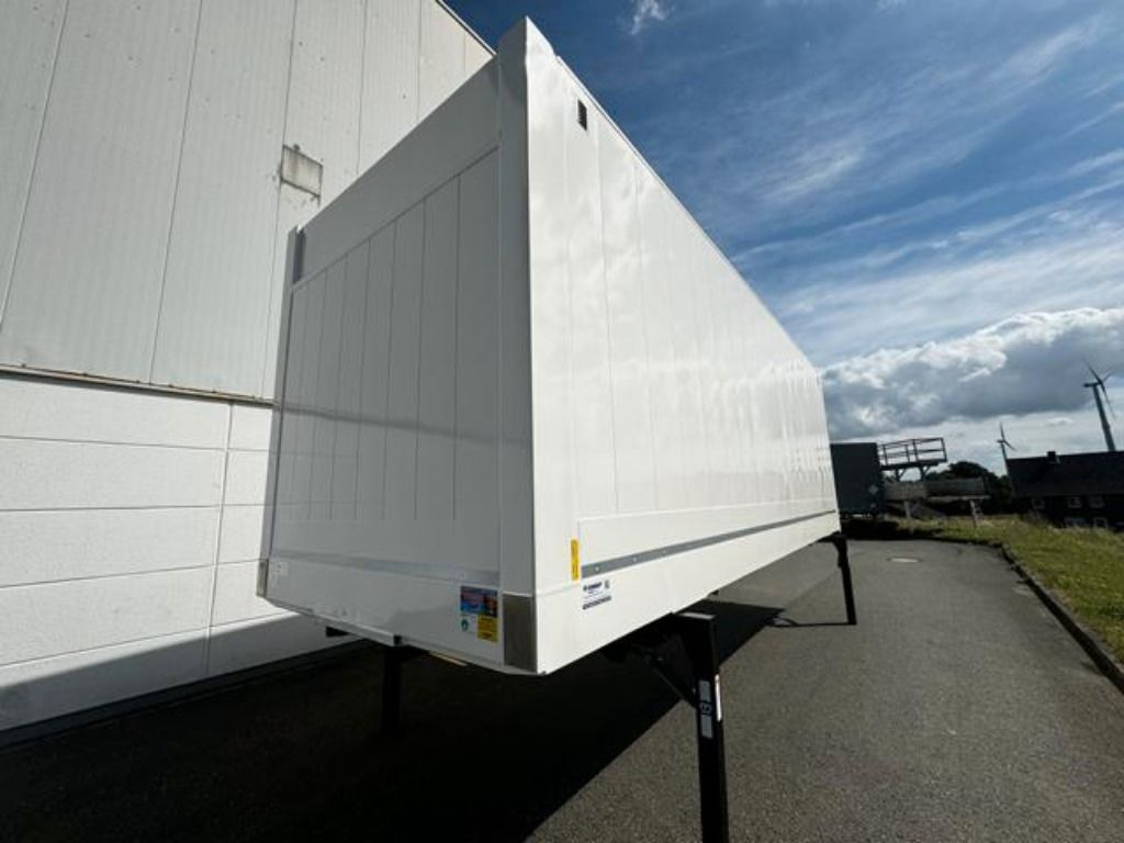 Krone Heck Alu.- Rolltor - Kofferaufbau: das Bild 2 Krone Heck Alu.- Rolltor - Kofferaufbau: das Bild 2