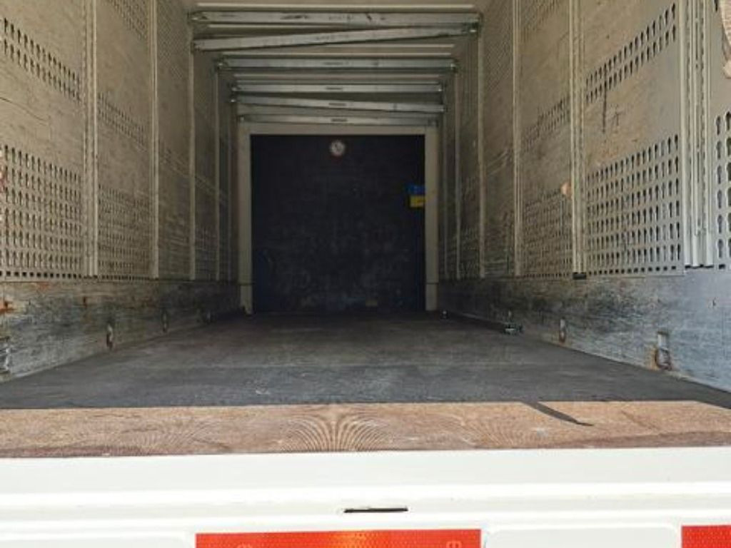 Krone Heck Alu.- Rolltor - Kofferaufbau: das Bild 5 Krone Heck Alu.- Rolltor - Kofferaufbau: das Bild 5