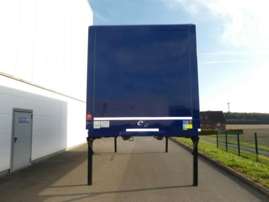 Krone Heck Alu.- Rolltor Krone Heck Alu.- Rolltor - Kofferaufbau: das Bild 3 Krone Heck Alu.- Rolltor Krone Heck Alu.- Rolltor - Kofferaufbau: das Bild 3