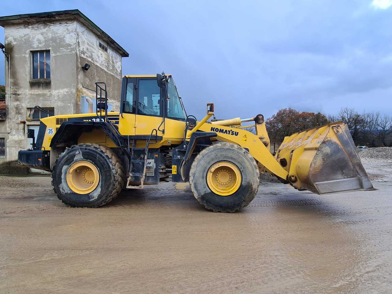 KOMATSU WA380.6 - Radlader: das Bild 3 KOMATSU WA380.6 - Radlader: das Bild 3