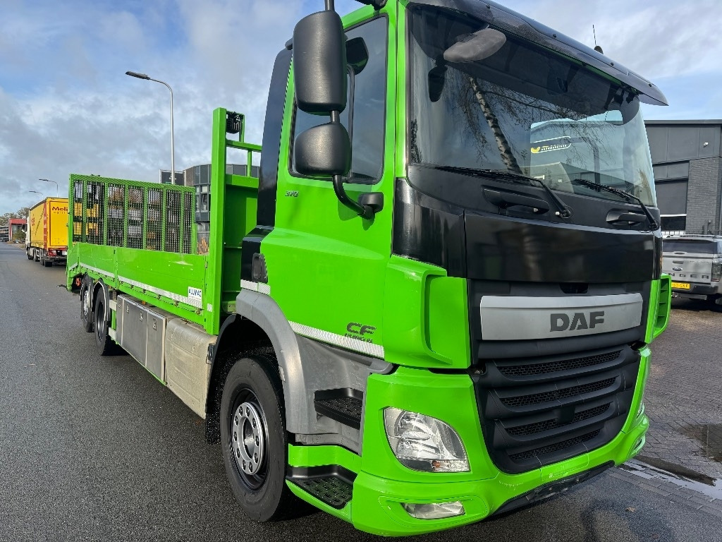 DAF CF 370 - Autotransporter LKW: das Bild 2 DAF CF 370 - Autotransporter LKW: das Bild 2
