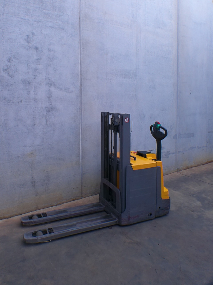 Jungheinrich EJD 220 201 ZT - Hochhubwagen: das Bild 2 Jungheinrich EJD 220 201 ZT - Hochhubwagen: das Bild 2