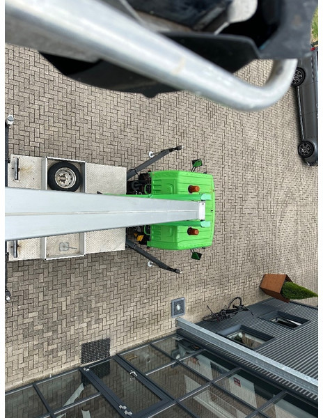 LKW mit Arbeitsbühne Palfinger P 260 B op Nissan Cabstar: das Bild 14