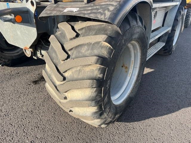 Mobilbagger Liebherr A 910 Compact: das Bild 11