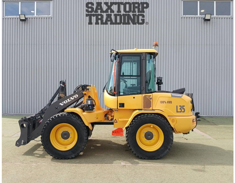 Volvo L35HT +Vikplog + Sandspridarskopa + skopa + Hydr G - Kompaktlader: das Bild 3 Volvo L35HT +Vikplog + Sandspridarskopa + skopa + Hydr G - Kompaktlader: das Bild 3