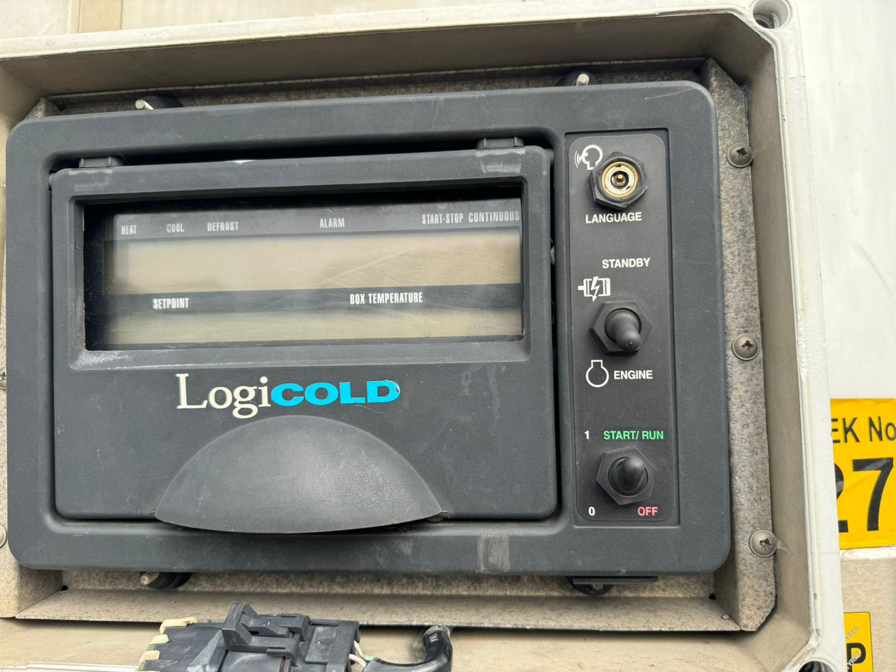 Gray and Adams 2012 Vector 1950MT – PR2905 - Kühlkoffer Auflieger: das Bild 4 Gray and Adams 2012 Vector 1950MT – PR2905 - Kühlkoffer Auflieger: das Bild 4