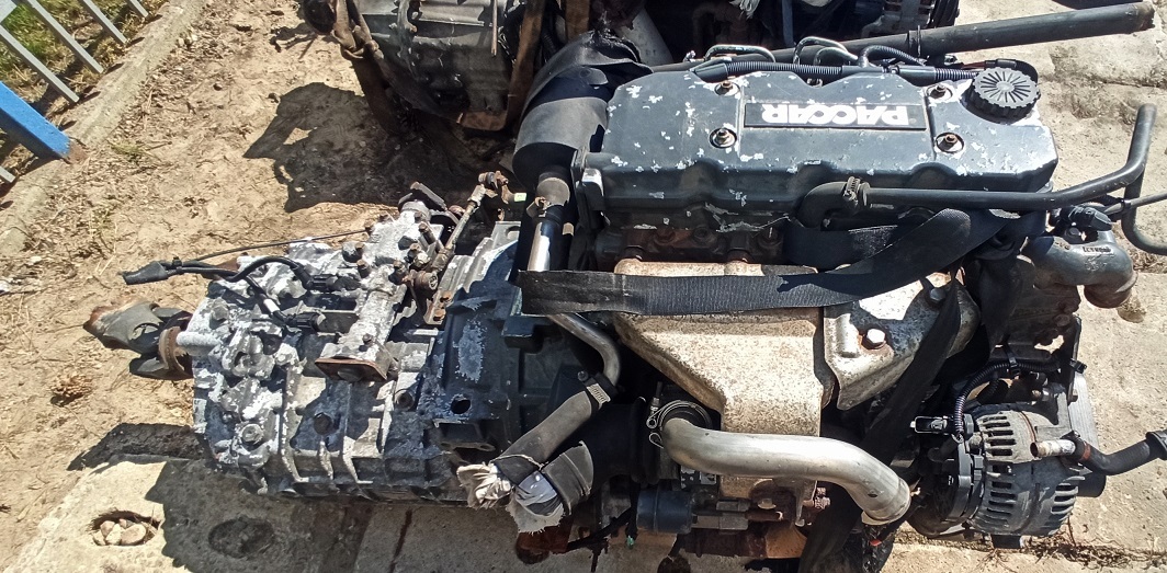 DAF LF 45 55 180 FR136S1 - Motor und Teile für LKW: das Bild 2 DAF LF 45 55 180 FR136S1 - Motor und Teile für LKW: das Bild 2