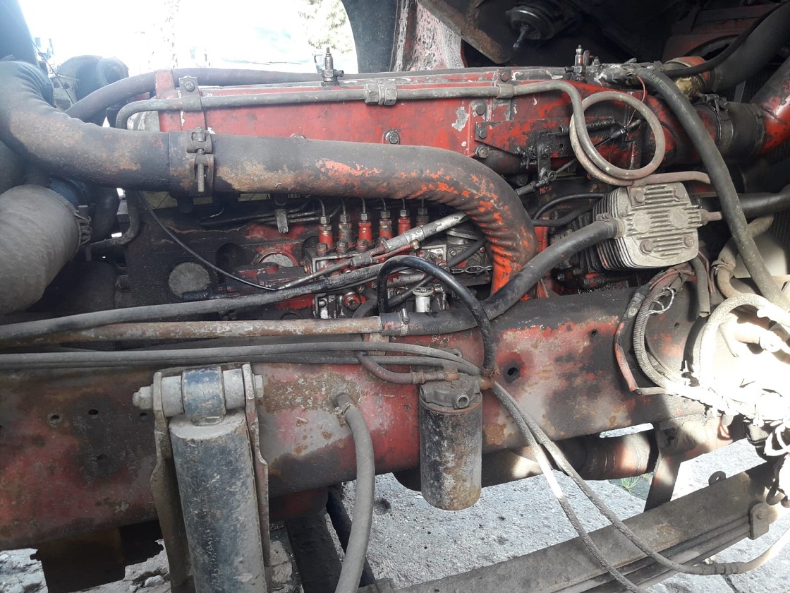 STEYR 1491 - Motor und Teile für LKW: das Bild 2 STEYR 1491 - Motor und Teile für LKW: das Bild 2