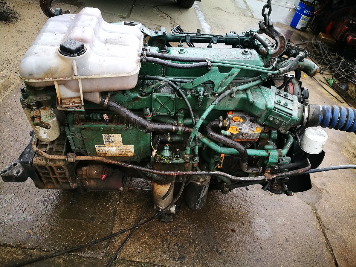 VOLVO FL6 D6B220 - Motor und Teile für LKW: das Bild 2 VOLVO FL6 D6B220 - Motor und Teile für LKW: das Bild 2