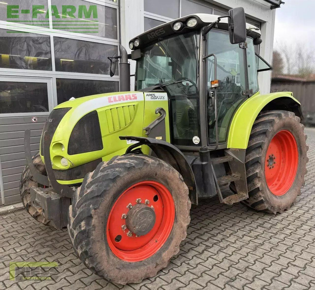 CLAAS ares 557 atz ATZ - Traktor: das Bild 1 CLAAS ares 557 atz ATZ - Traktor: das Bild 1