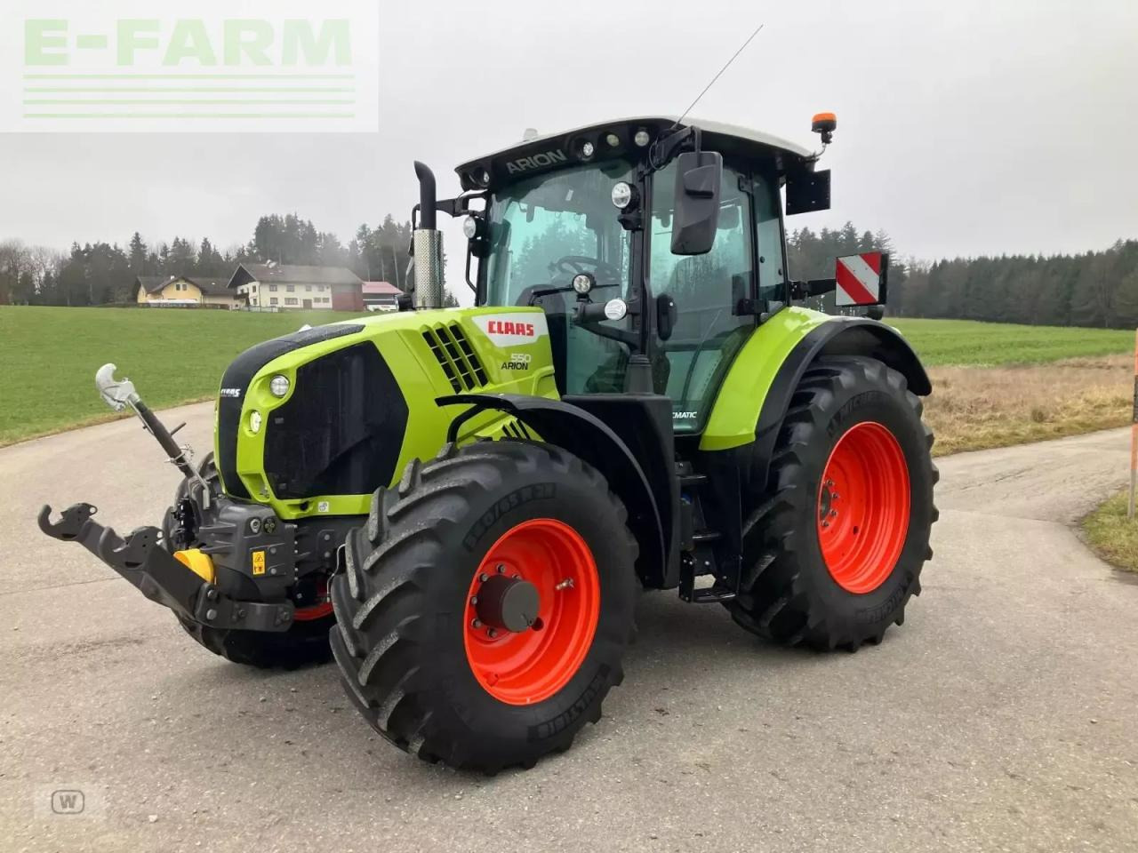 CLAAS arion 550 cebis CEBIS - Traktor: das Bild 1 CLAAS arion 550 cebis CEBIS - Traktor: das Bild 1