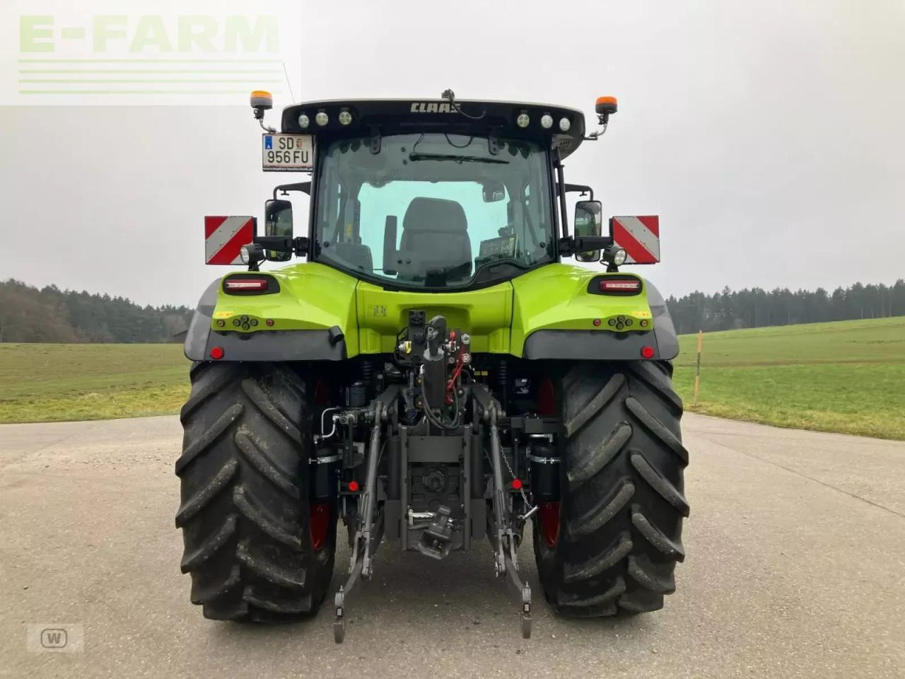 CLAAS arion 550 cebis CEBIS - Traktor: das Bild 4 CLAAS arion 550 cebis CEBIS - Traktor: das Bild 4