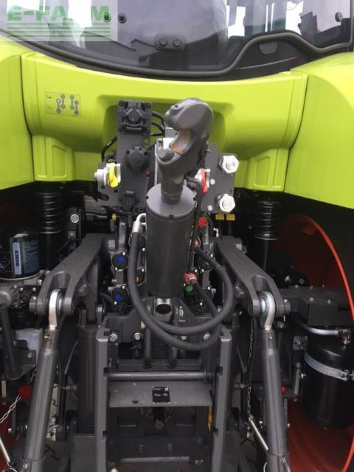 CLAAS arion 660 cmatic cebis CMATIC CEBIS - Traktor: das Bild 5 CLAAS arion 660 cmatic cebis CMATIC CEBIS - Traktor: das Bild 5