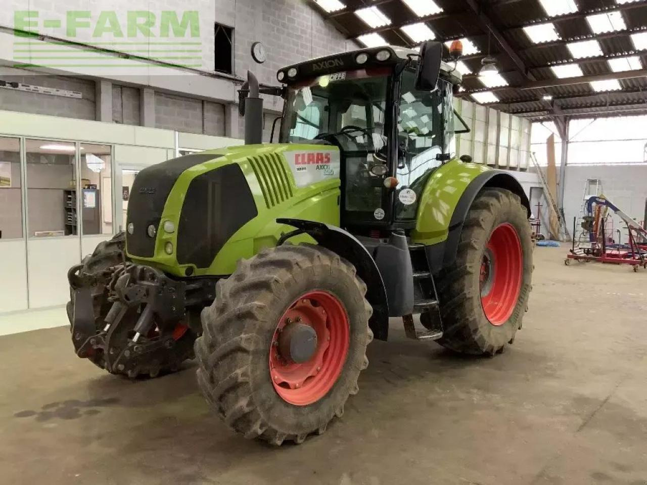 CLAAS axion 820 - Traktor: das Bild 2 CLAAS axion 820 - Traktor: das Bild 2