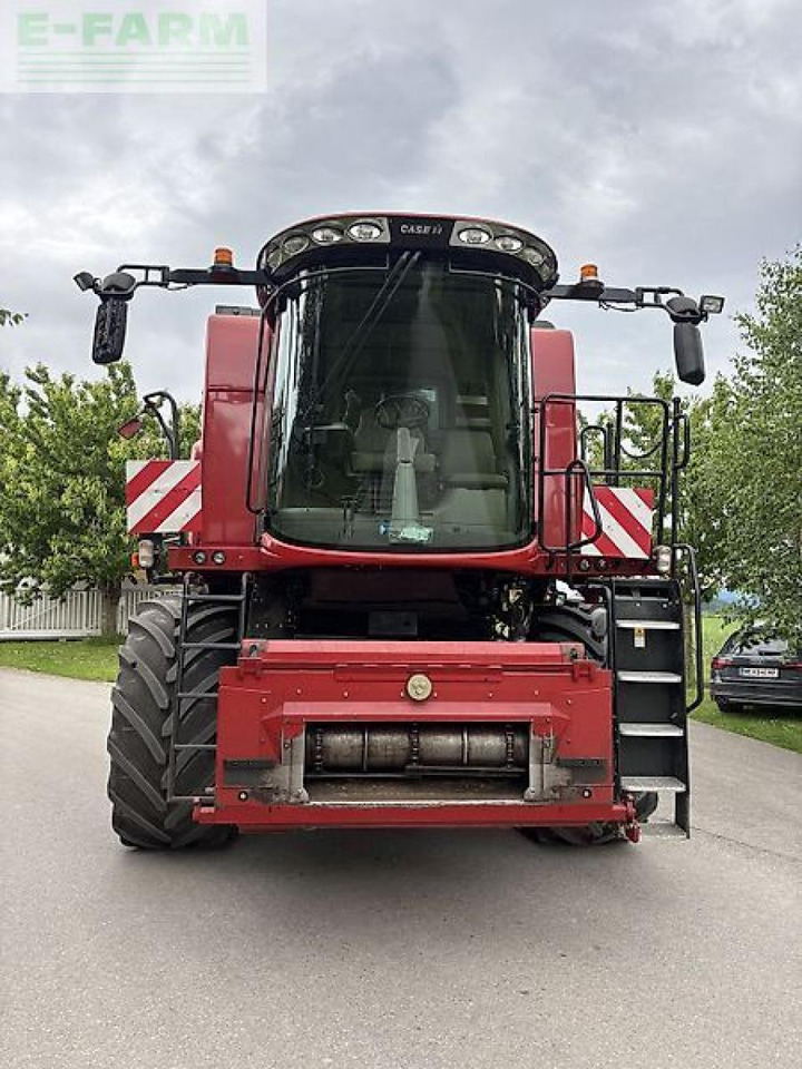 Case-IH axial-flow 6140 - Mähdrescher: das Bild 2 Case-IH axial-flow 6140 - Mähdrescher: das Bild 2