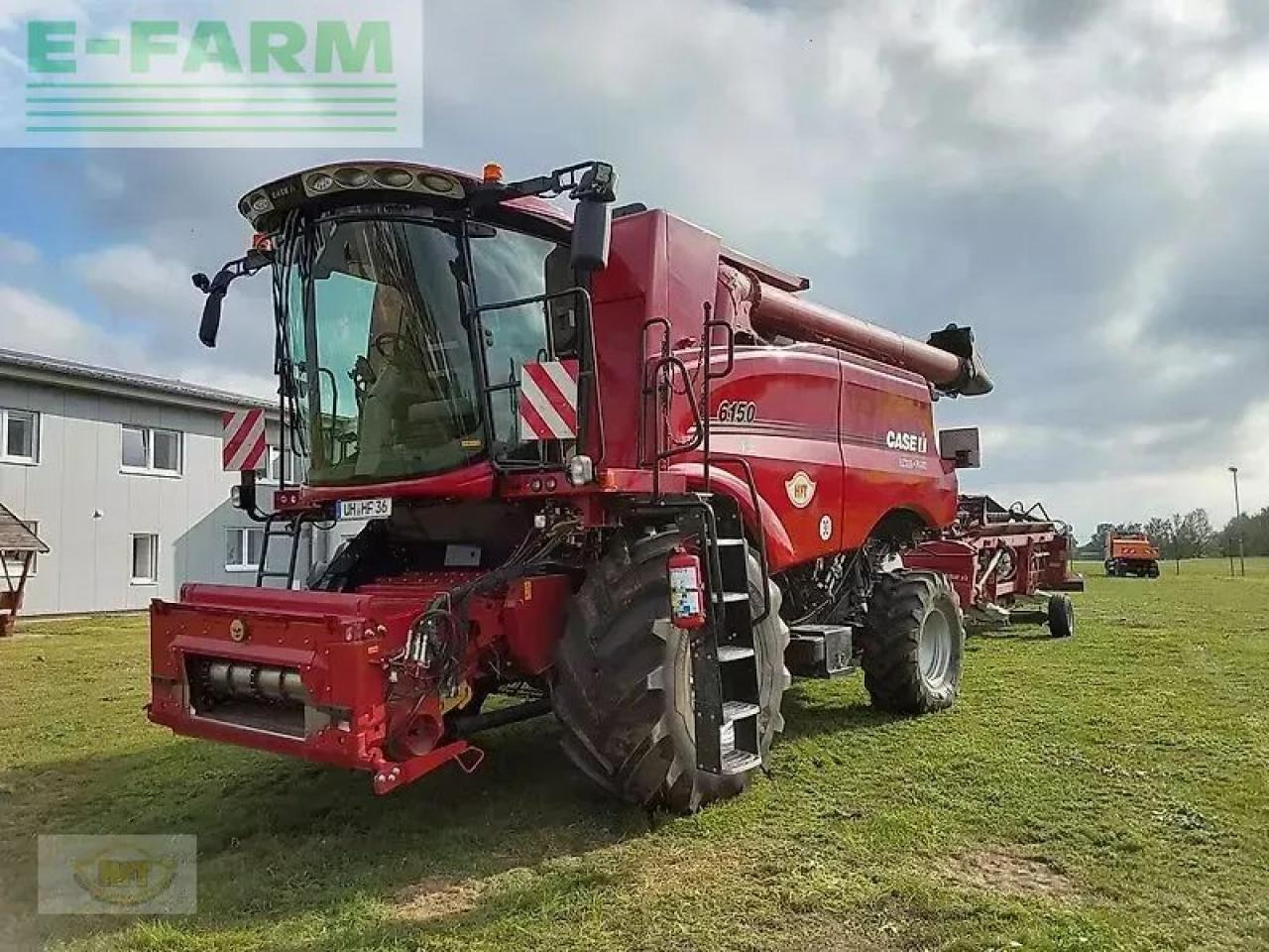 Case-IH axial-flow 6150 inkl. 6,70 m schneidwerk und wagen - Mähdrescher: das Bild 1 Case-IH axial-flow 6150 inkl. 6,70 m schneidwerk und wagen - Mähdrescher: das Bild 1
