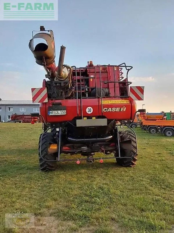 Case-IH axial-flow 6150 inkl. schneidwerk 7,62 m und wagen - Mähdrescher: das Bild 4 Case-IH axial-flow 6150 inkl. schneidwerk 7,62 m und wagen - Mähdrescher: das Bild 4